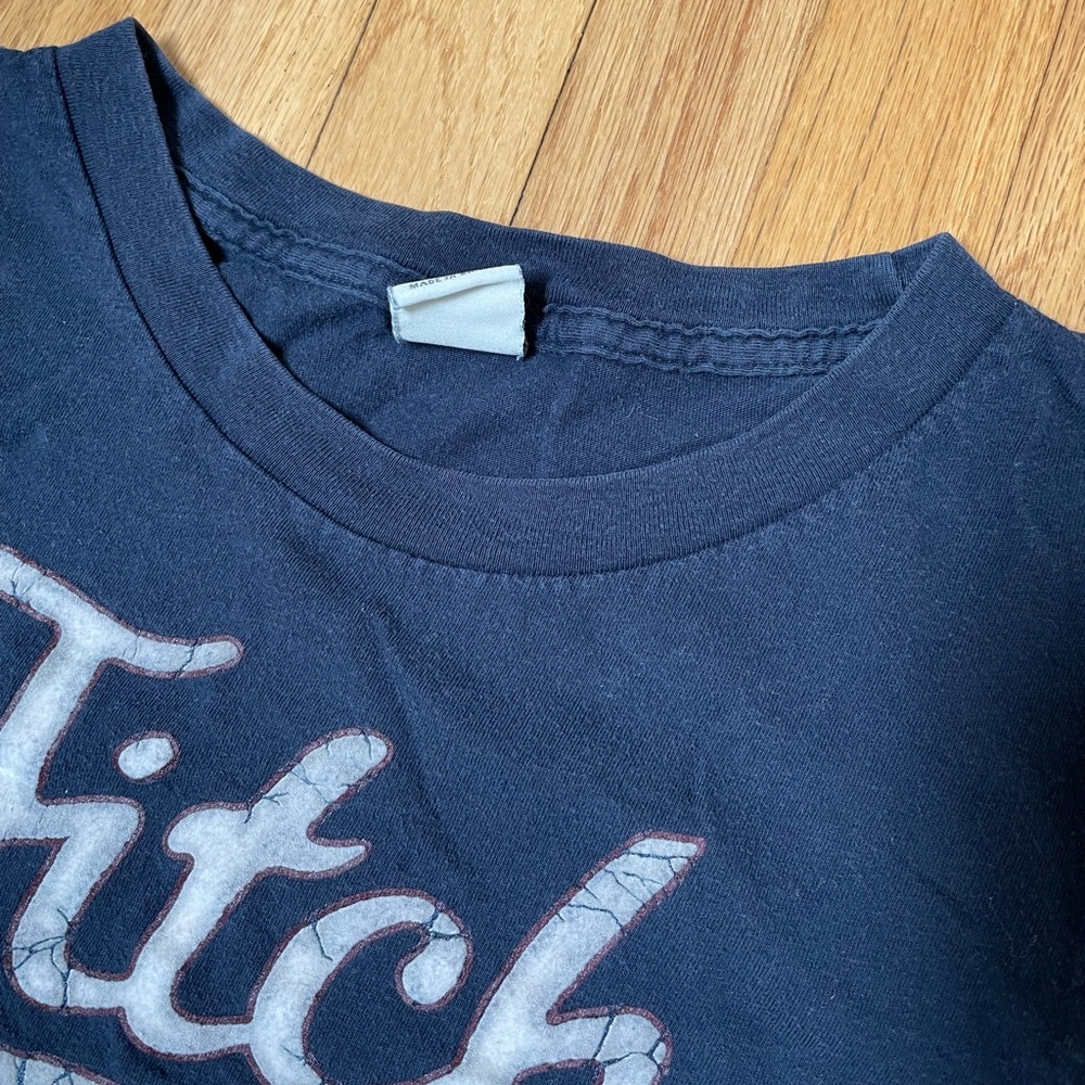 A&F Tee - Picture 3 of 15